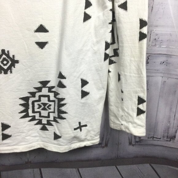 UO Truly Madly Deeply Aztec Sweater White Black M - Picture 5 of 10